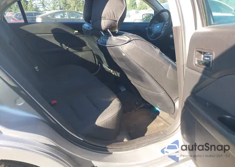 2012 Ford Fusion Se z USA, uszkodzony, nr VIN 3FAHP0HA4CR381261